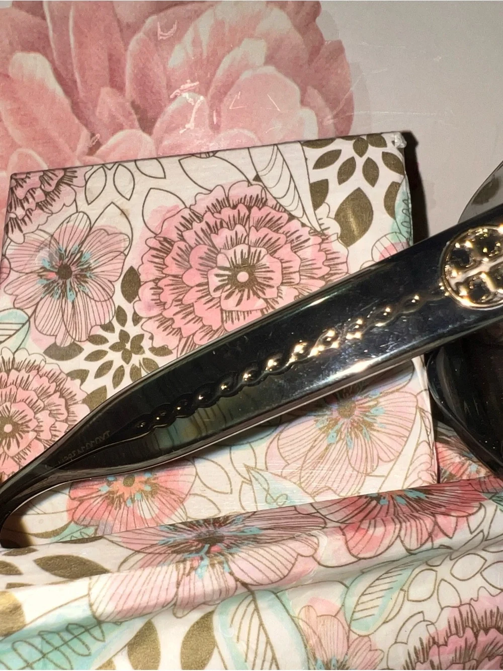 Tory Burch sage green Gloss Logo large cat eye Sunglasses